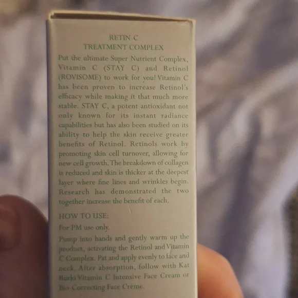 Kat Burki Retin-C Treatment Complex - Picture 2 of 2